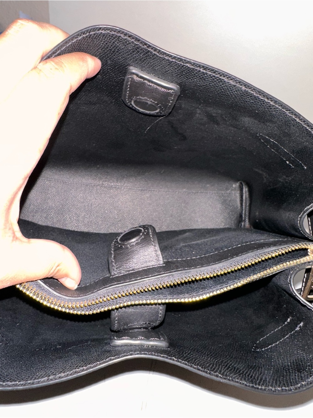 Coach Hanna Shoulder Bag In Signature Canvas - Picture 8 of 10